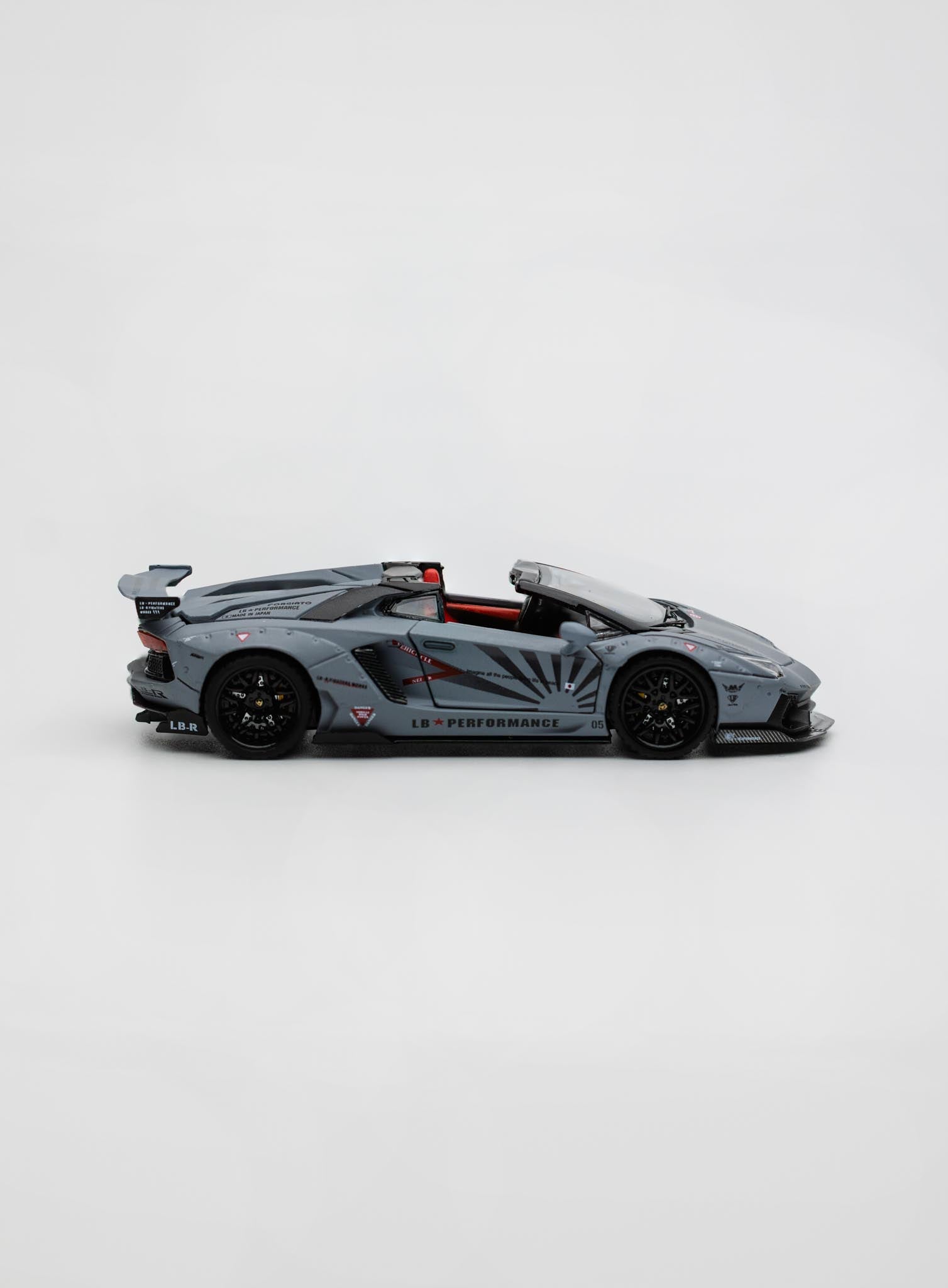 TPC X RHINO MODEL 1:64 LAMBORGHINI LP720-4 ROADSTER WIDE-BODY MODIFIED LBWK