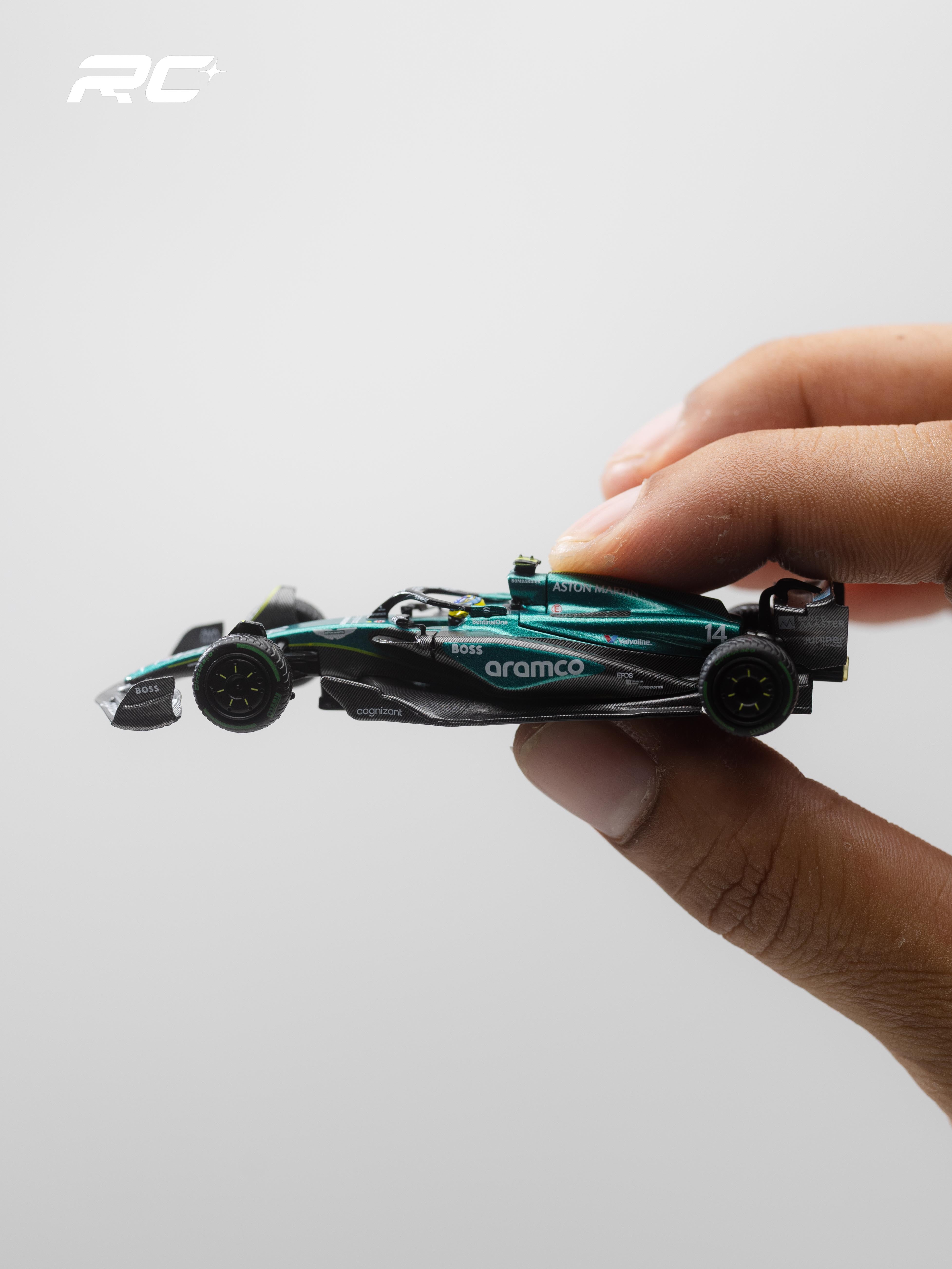 MINIGT 1:64 ASTON MARTIN AMR24 #18 FERNANDO ALONSO