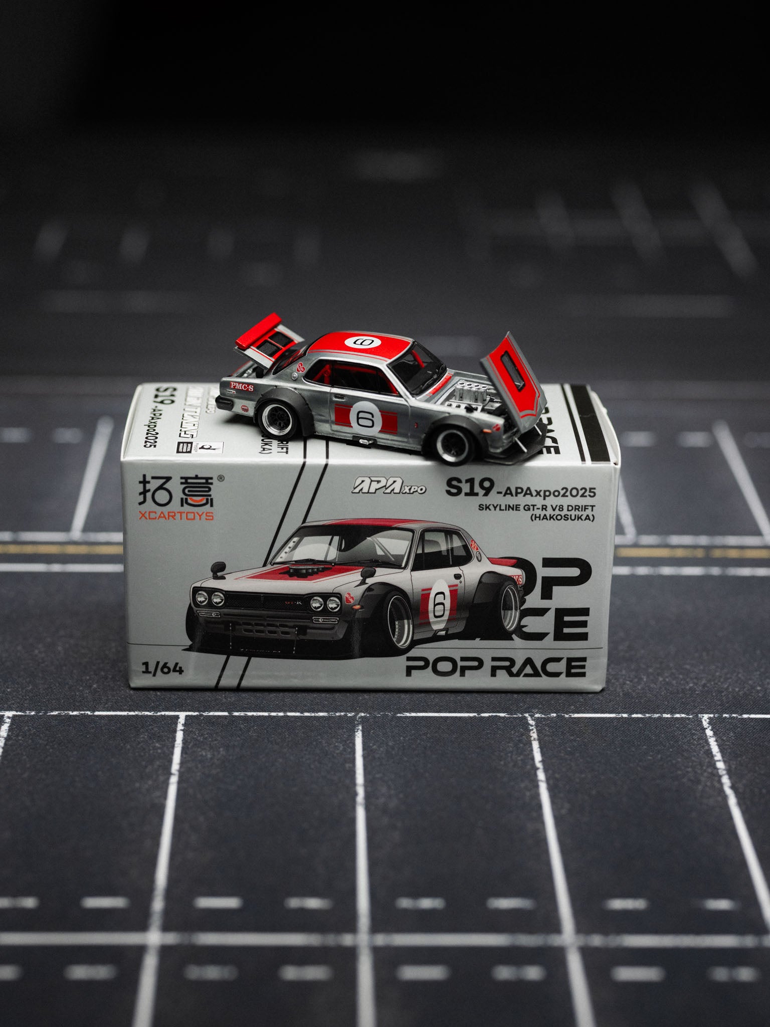 POP RACE 1:64 Foshan APAxpo2025 SKYLINE GT-R V8 DRIFT(HAKOSUKA)&LAUREL C130