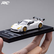 TW 1:64 Ferrari 458 Italia GT3 White T64R-074-WH