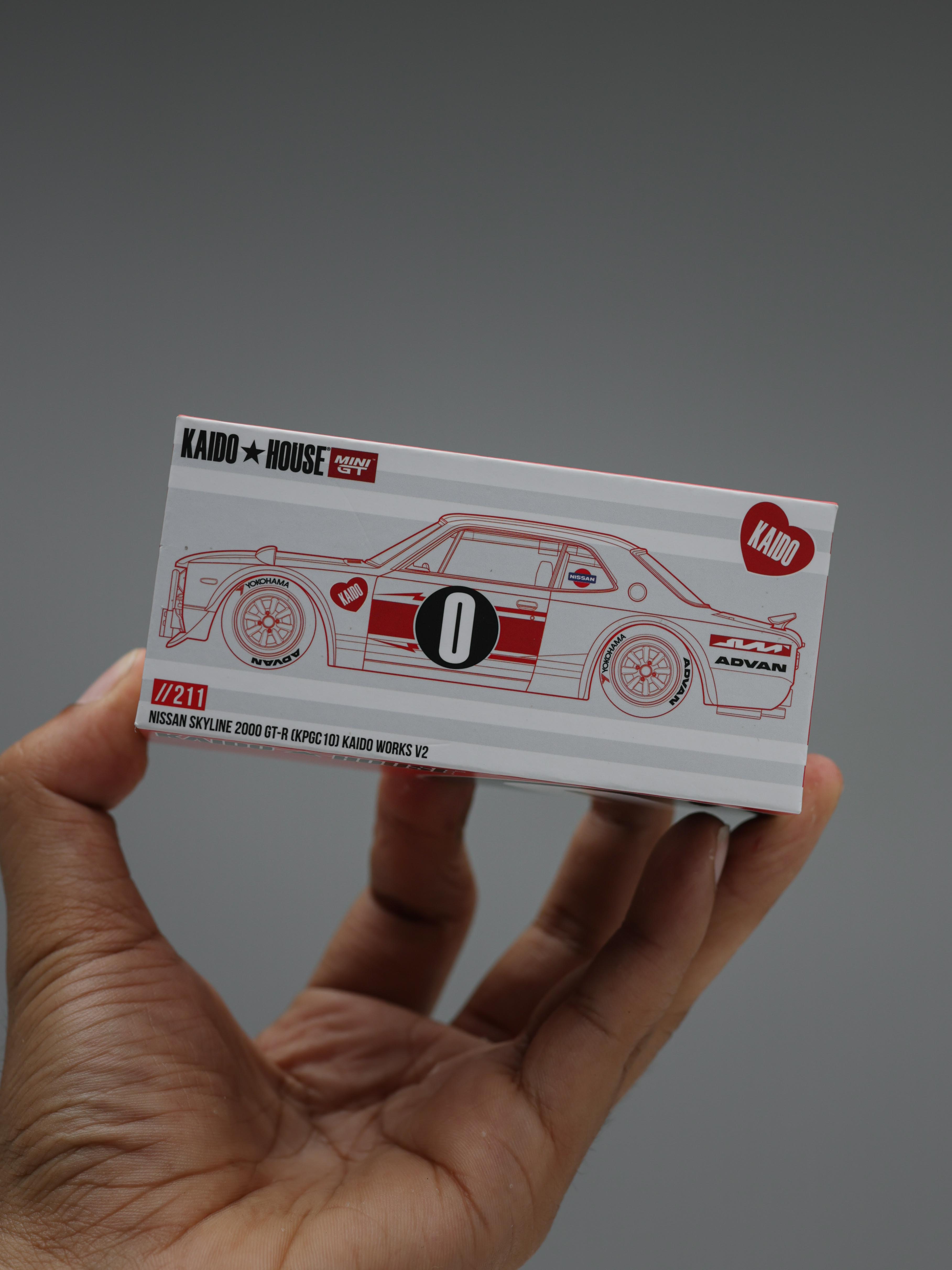 KAIDO HOUSE 1/64 NISSAN SKYLINE 2000GT-R (KPGC10) KAIDO WORKS V2